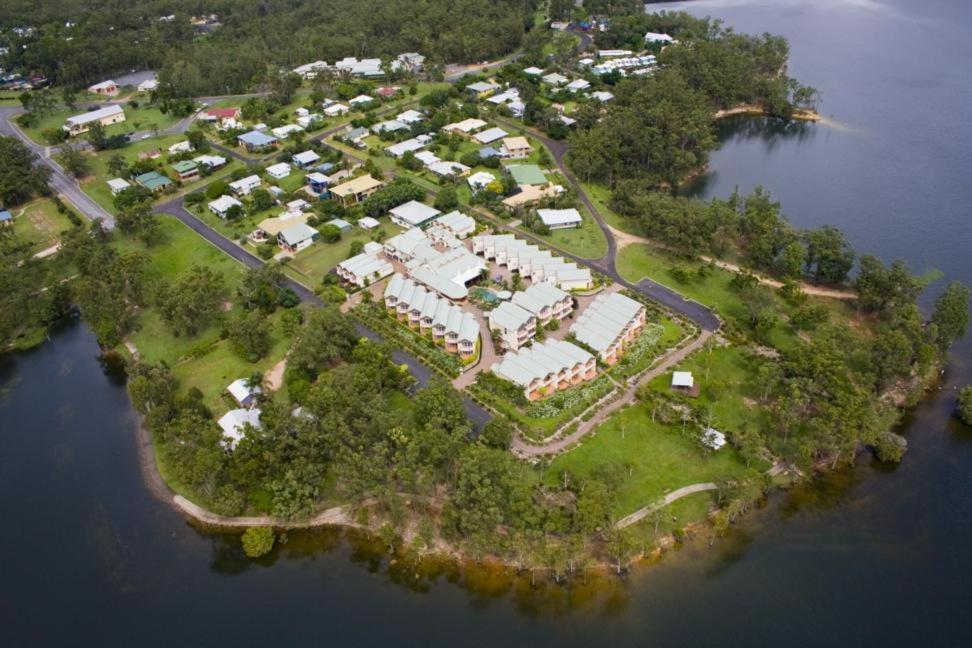 Tinaroo Lake Resort Exterior photo