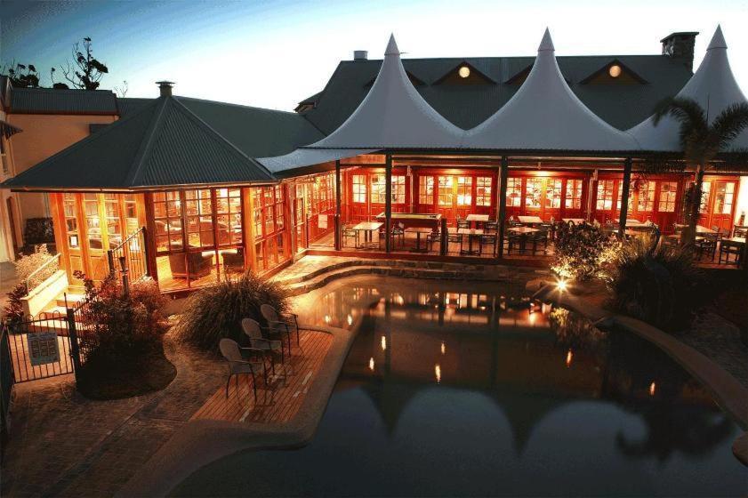 Tinaroo Lake Resort Exterior photo